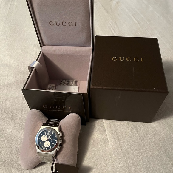 Gucci rare watch - Picture 2 of 4